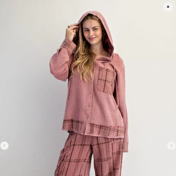 Easel Dusty Rose Plaid Button Down Shirt - Picture 3 of 6